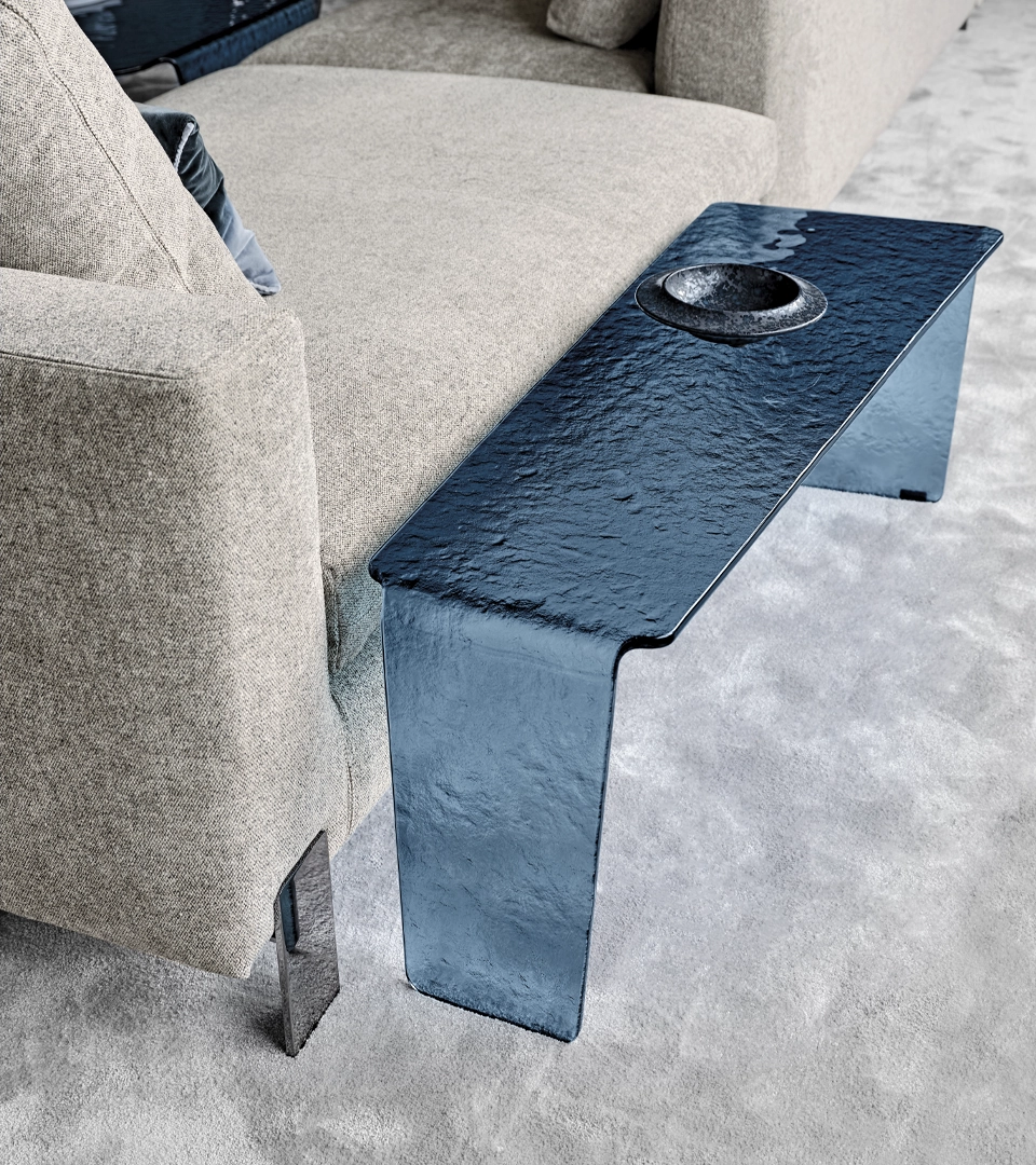 arketipo-chimera-beistelltisch-glas-rauch-gebogen image 7