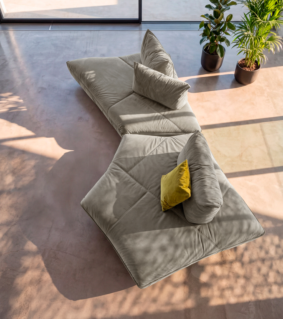 arketipo-divani-night-fever-sofa-modular-mit-losen-kissen image 4
