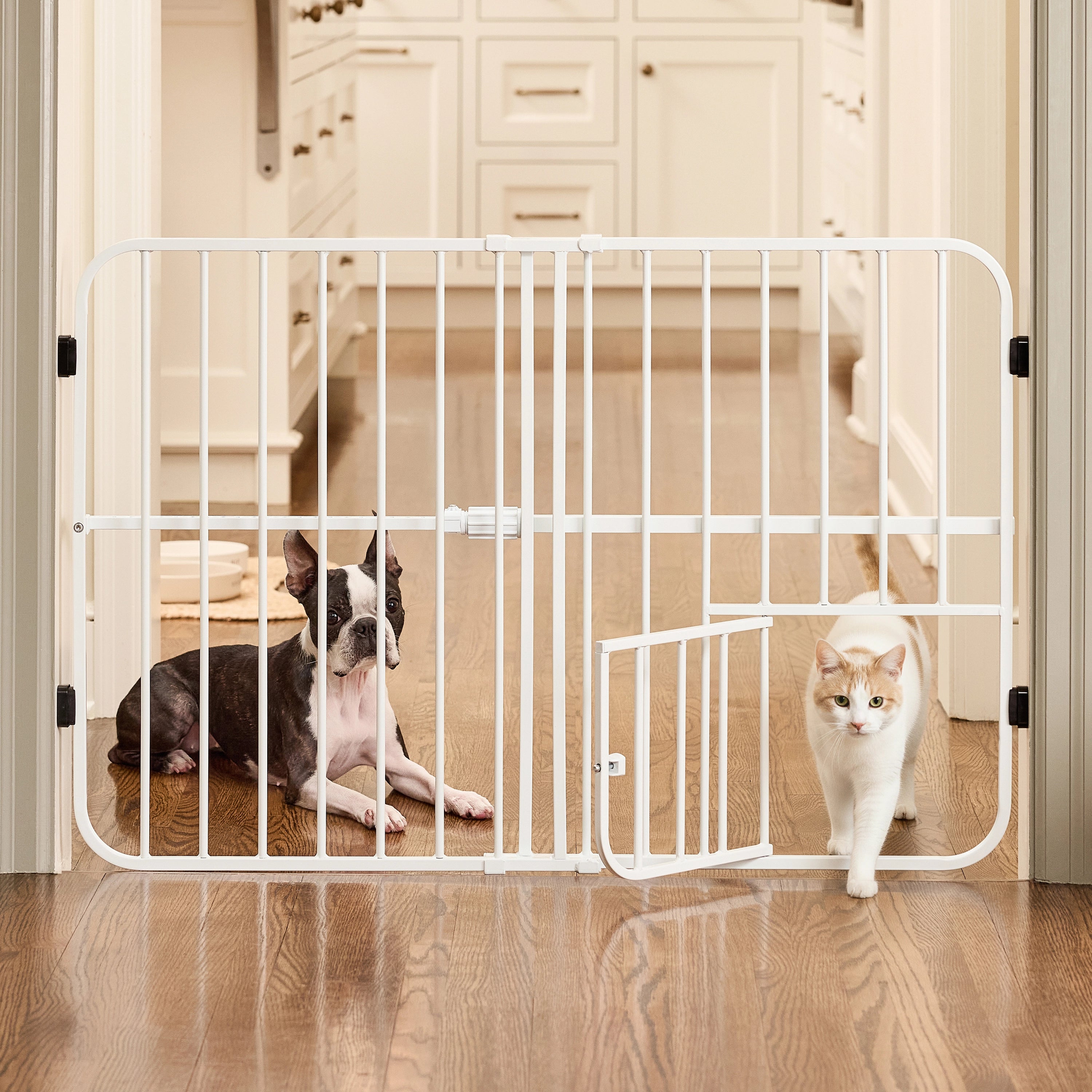 carlson-gates-tuffy-hundegitter-wei-66-96-cm-mit-klappe image 5