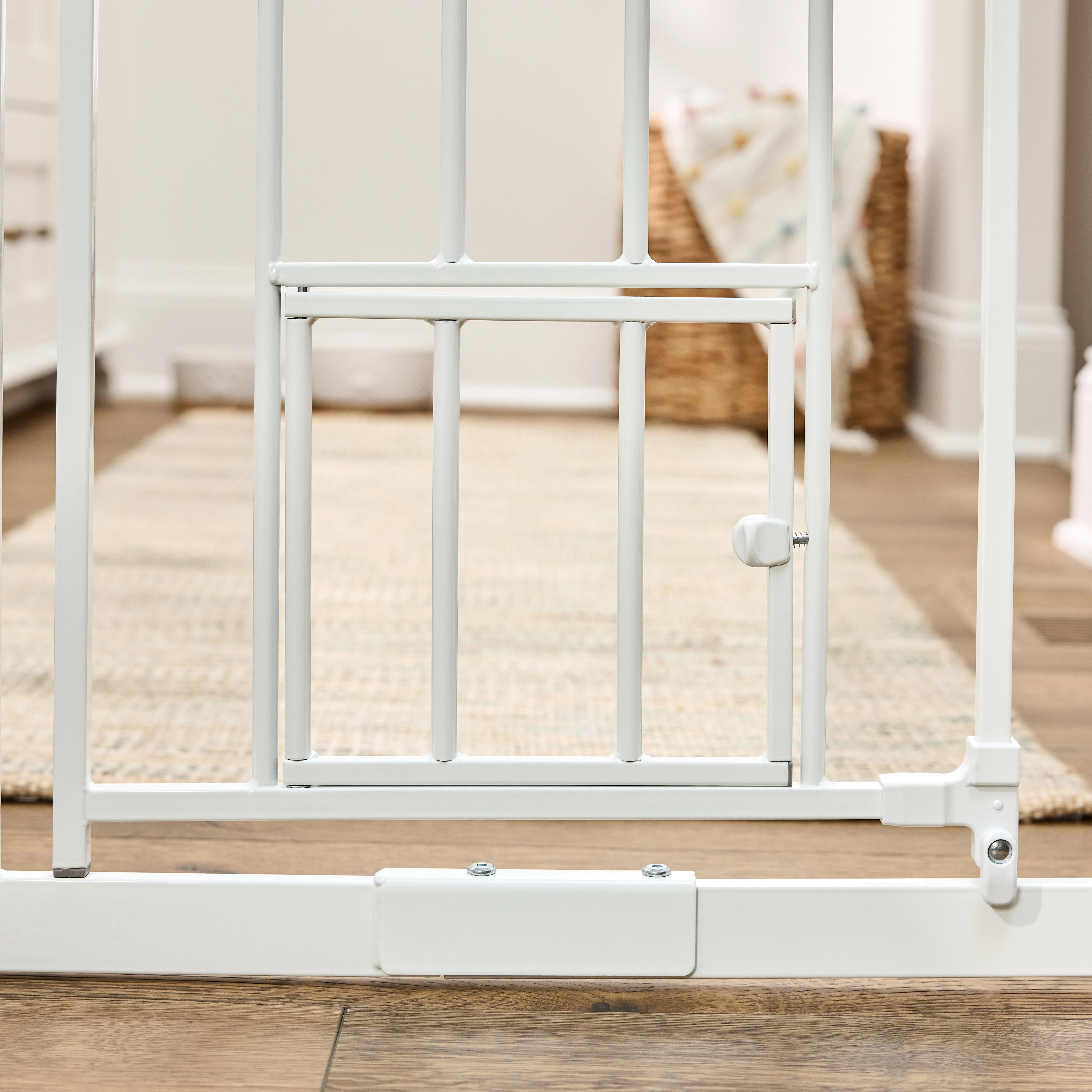 carlson-0941-walk-thru-hundegitter-wei-91-hoch-kleintiert-r image 7