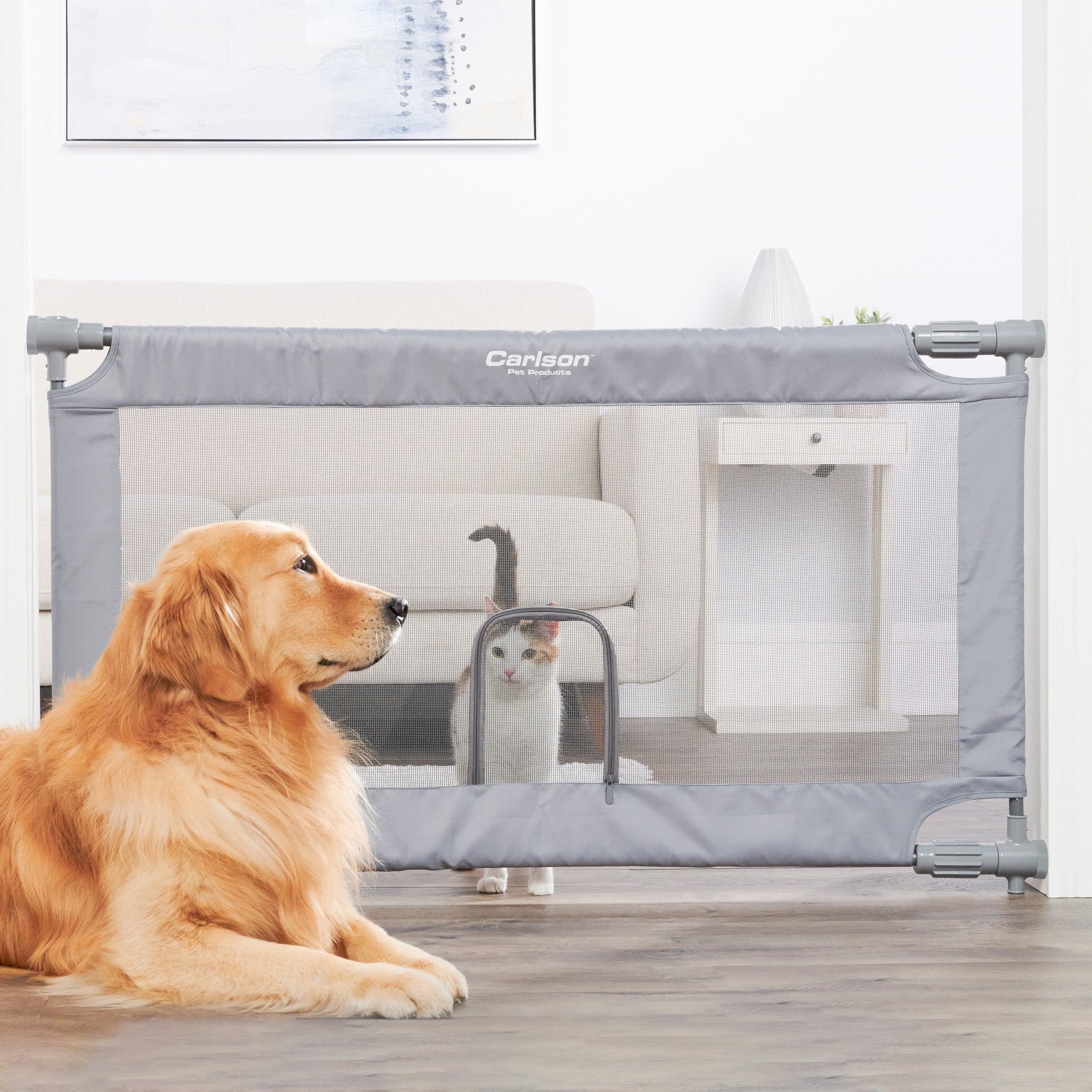 carlson-gates-expandable-mesh-hundegitter-grau-mit-kleintierklappe image 4
