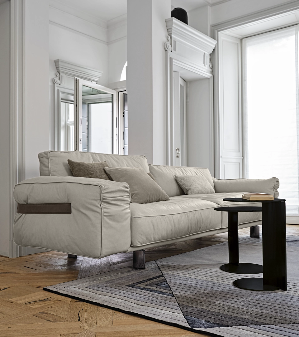 arketipo-close-to-me-sofa-stoff-ledergurt-gem-tlich image 4