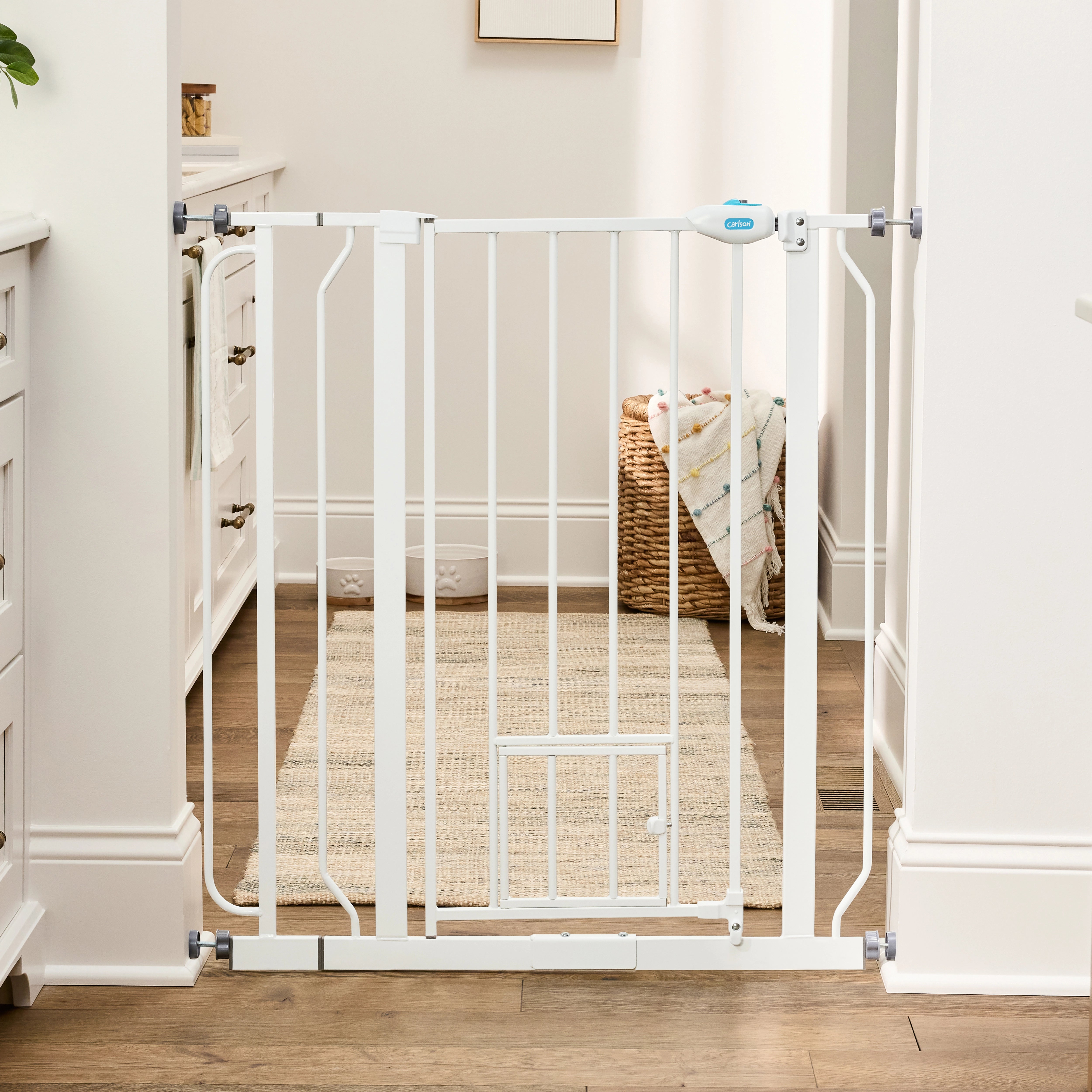 carlson-0941-walk-thru-hundegitter-wei-91-hoch-kleintiert-r image 6
