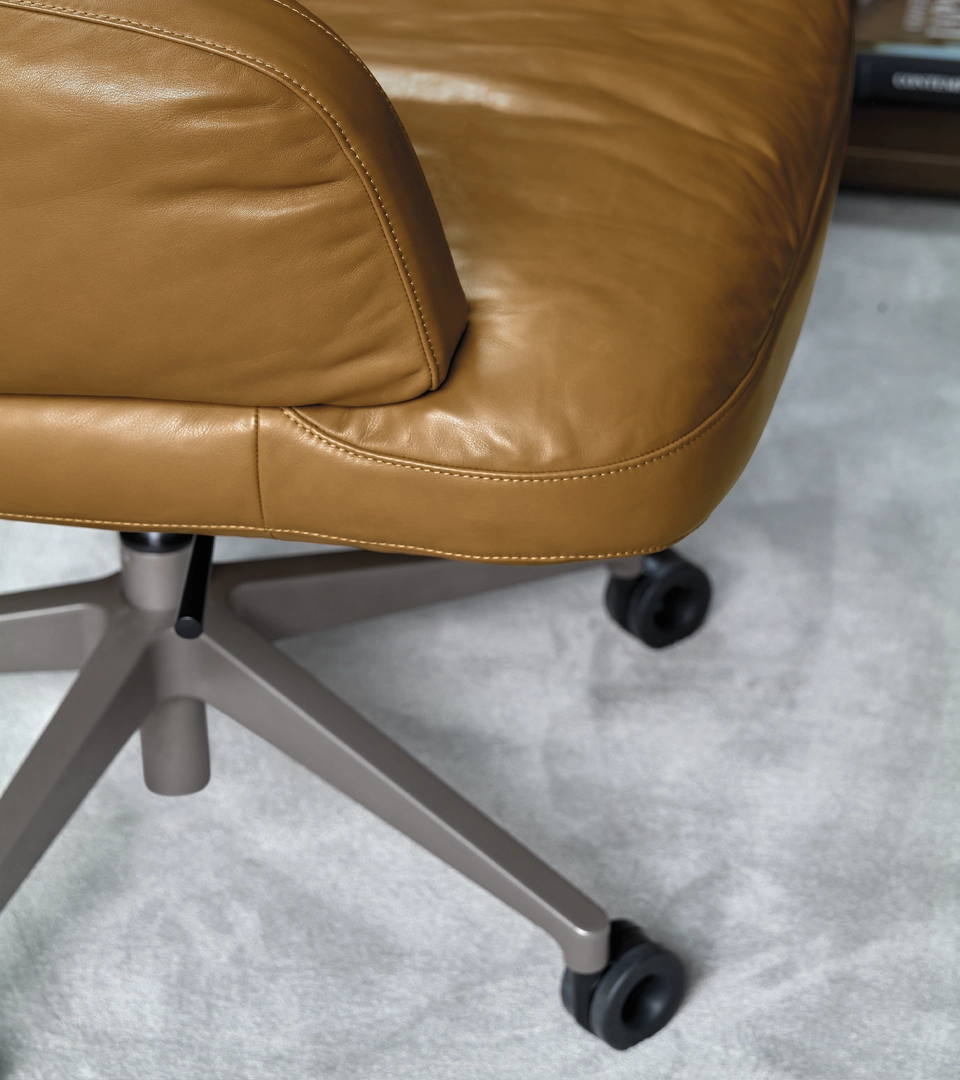 arketipo-poltrone-forbes-ledersessel-b-ro image 3
